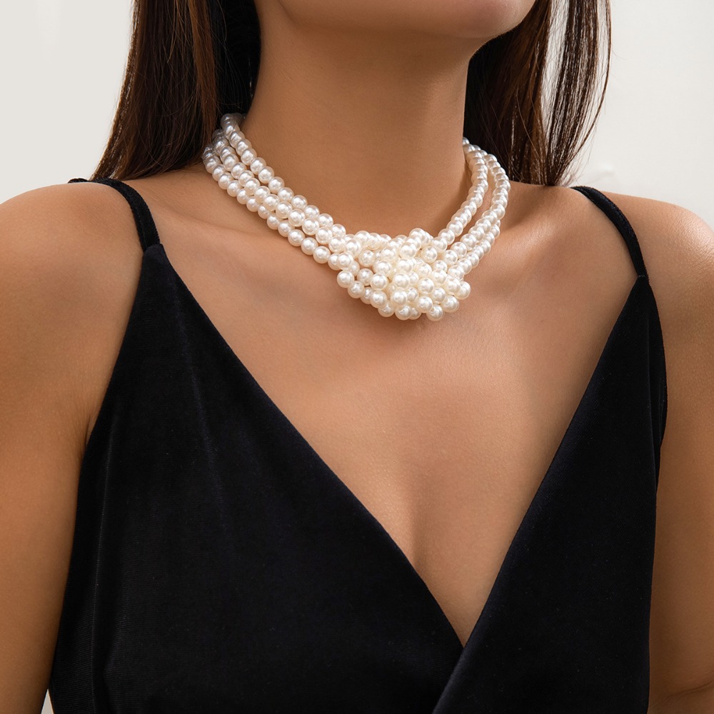 قلادة عصرية بتصميم عتيق باللون - مراجعة Pearl Choker Necklace Vintage وسعره