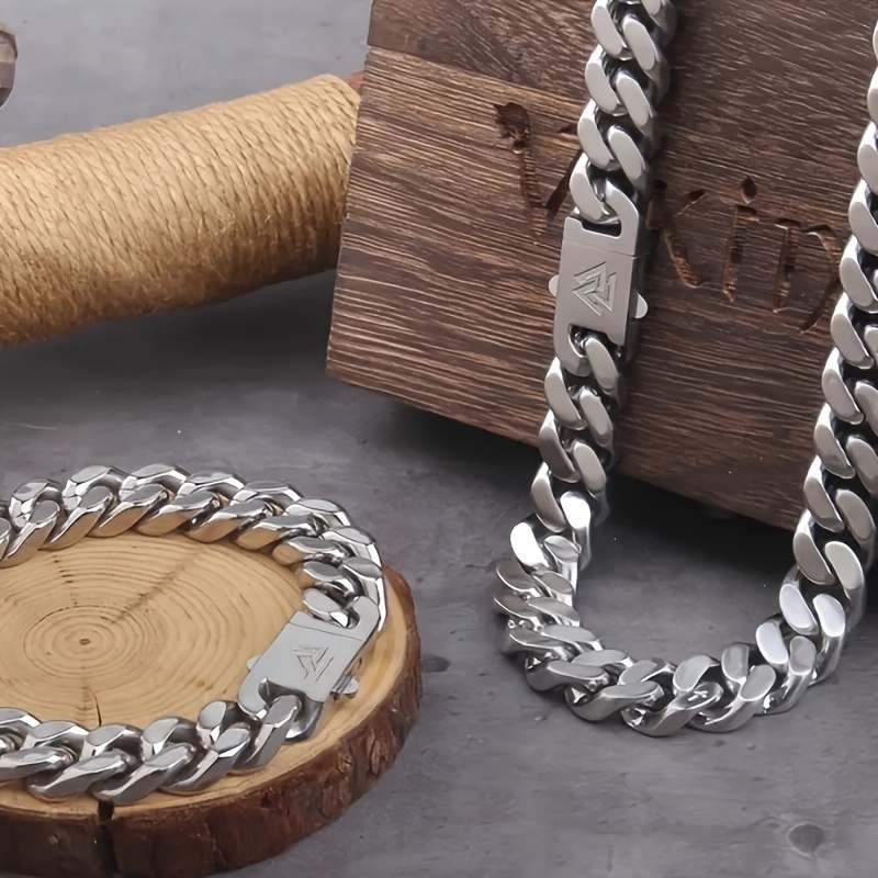 قطعة واحدة من بدلة سلسلة فايكن - مراجعة Cuban Link Chain 12Mm وسعره