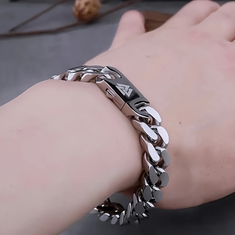 قطعة واحدة من بدلة سلسلة فايكن - مراجعة Cuban Link Chain 12Mm وسعره